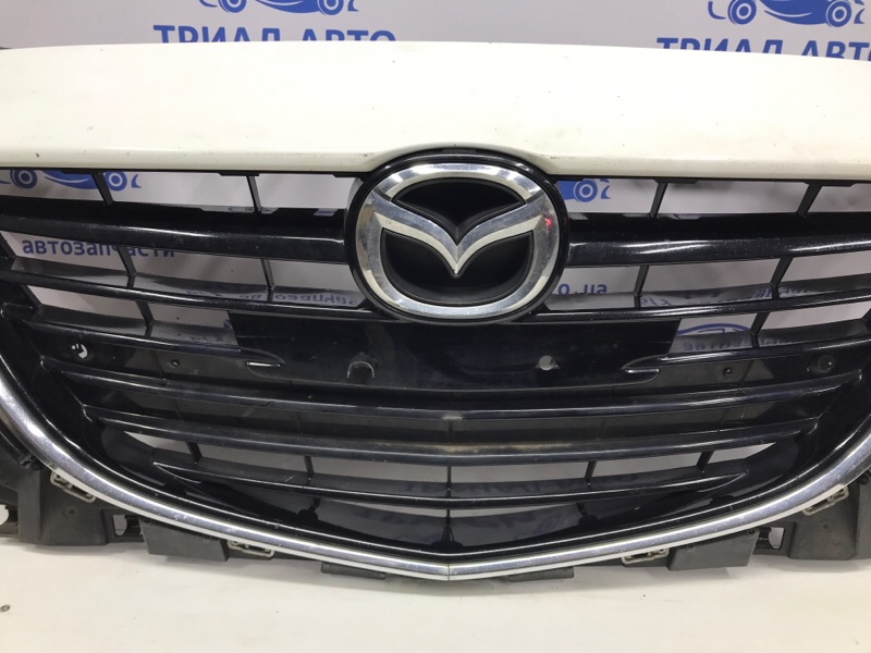 Решетка радиатора 3 2013-2019 BM 2.2 diesel Решетка радиатора 3 2013-2019 BM 2.2 diesel