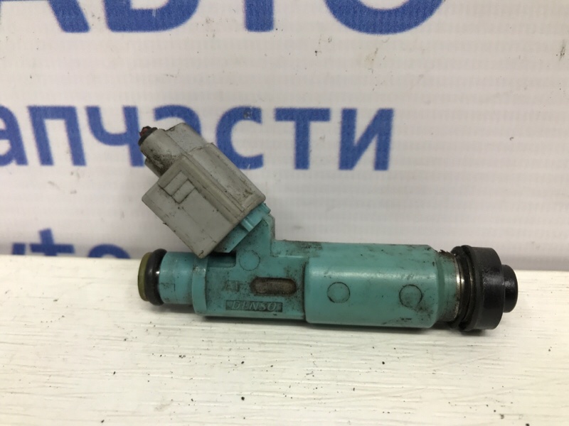 Запчасть форсунка топливная Toyota Camry 2001-2006 XV30 2.4 Бензин 2AZFE 2320928080 Б/У Форсунка топливная Toyota Camry 2001-2006 XV30 2.4 Бензин 2AZFE 2320928080 Б/У