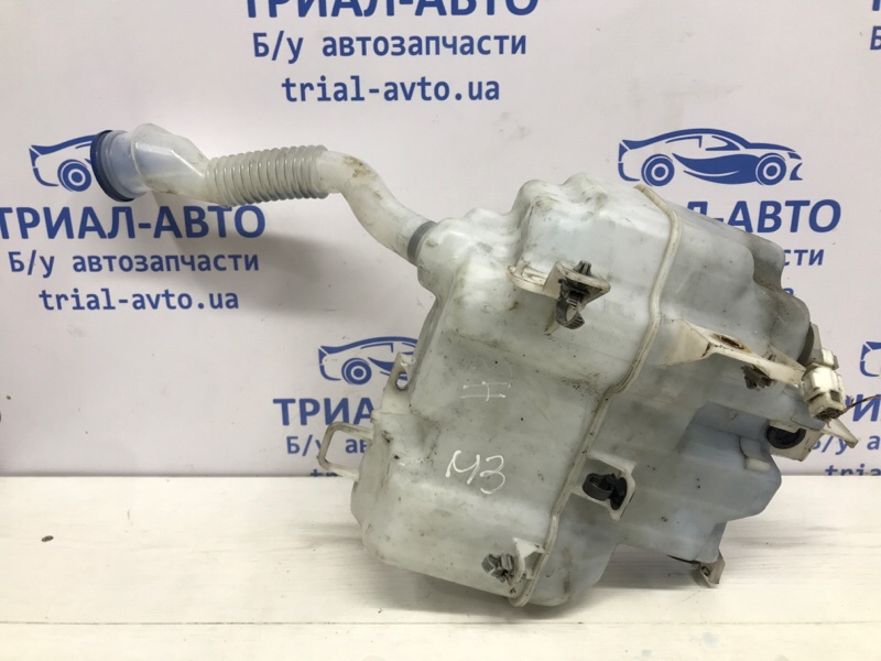 Запчасть бачок омывателя Mazda 3 2013-2019 BM 2.2 diesel GHP967480 Б/У Бачок омывателя Mazda 3 2013-2019 BM 2.2 diesel GHP967480 Б/У