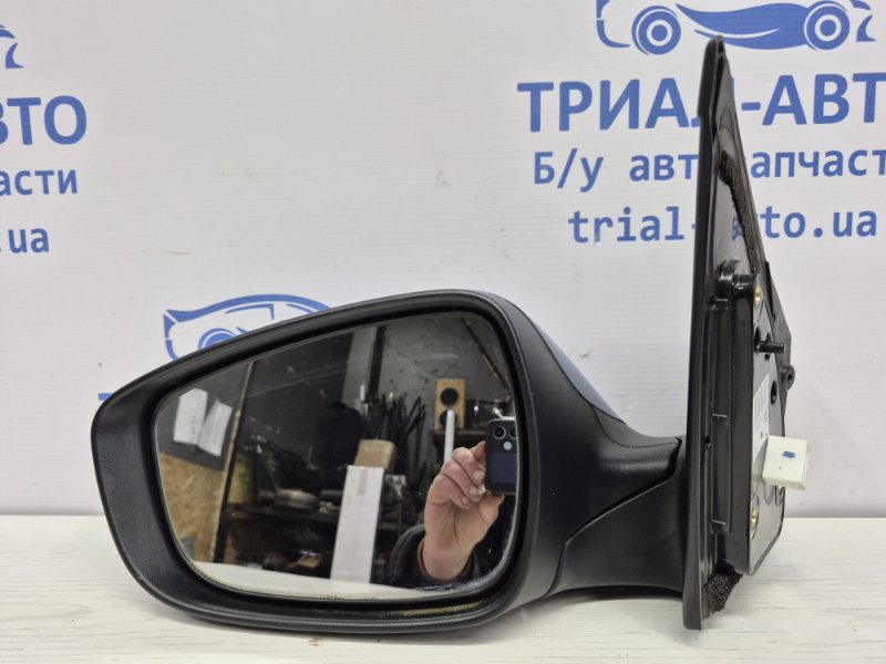Зеркало левое Hyundai I30 2011-2017 GD 1.6 diesel D4FB 87610A6110 Б/У