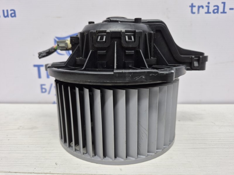 Запчасть моторчик печки Hyundai I30 2011-2017 GD 1.6 diesel D4FB 971132Y000 Б/У Моторчик печки Hyundai I30 2011-2017 GD 1.6 diesel D4FB 971132Y000 Б/У