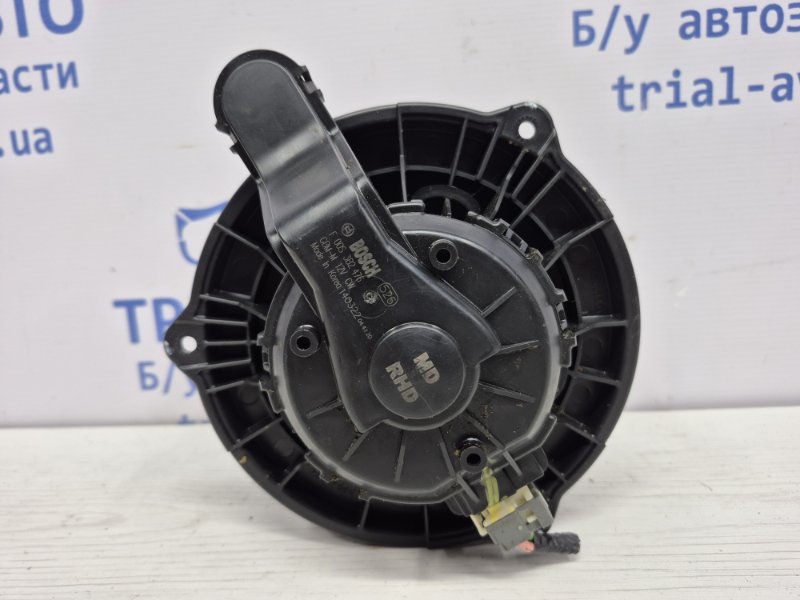 Моторчик печки Hyundai I30 GD 1.6 diesel D4FB Моторчик печки Hyundai I30 GD 1.6 diesel D4FB