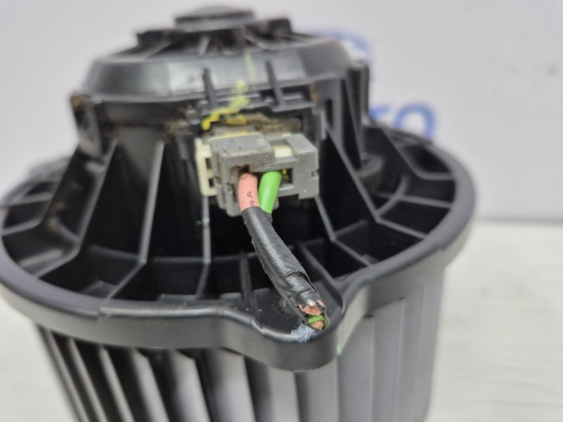 Моторчик печки I30 2011-2017 GD 1.6 diesel D4FB Моторчик печки I30 2011-2017 GD 1.6 diesel D4FB