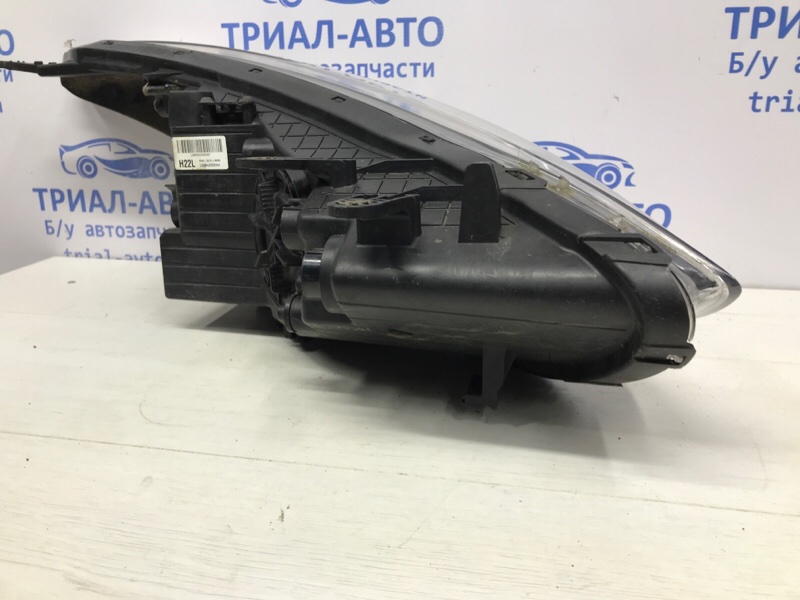 Фара левая галоген I30 2011-2017 GD 1.6 diesel D4FB