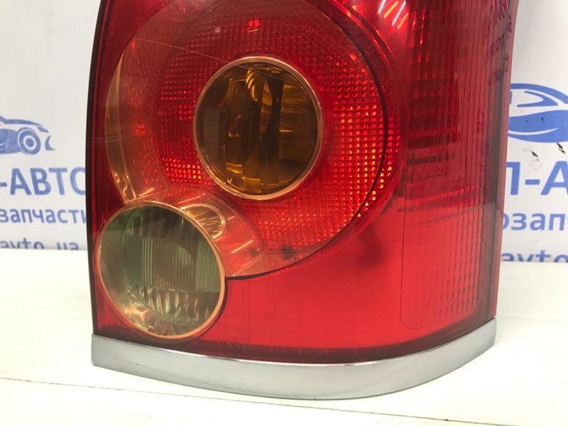 Фонарь задний внешний правый Avensis 2003-2009 T25 1.8 бензин 1ZZFE Фонарь задний внешний правый Avensis 2003-2009 T25 1.8 бензин 1ZZFE