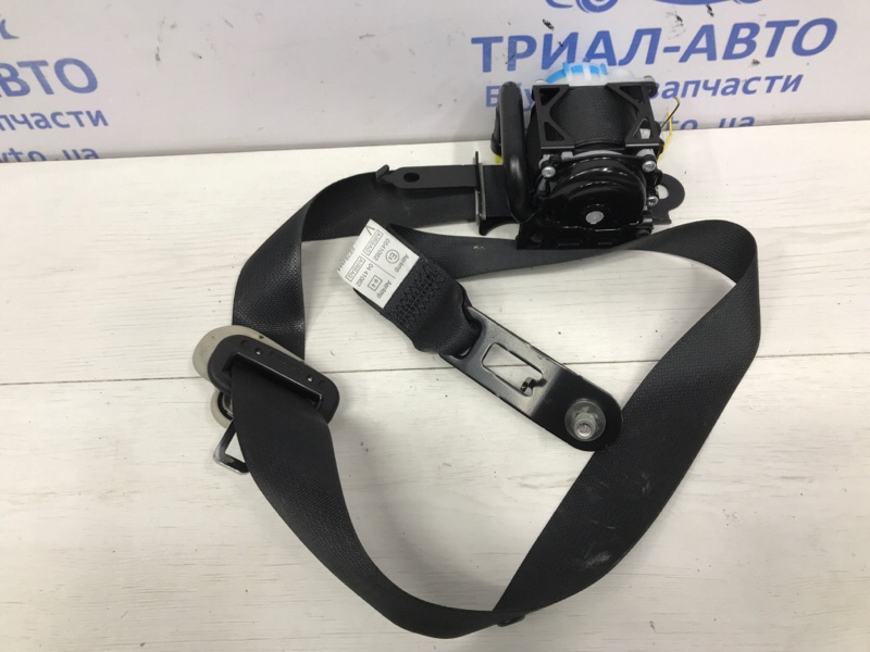 Ремень безопасности передний правый CX 5 2011-2017 KE 2.2 diesel
