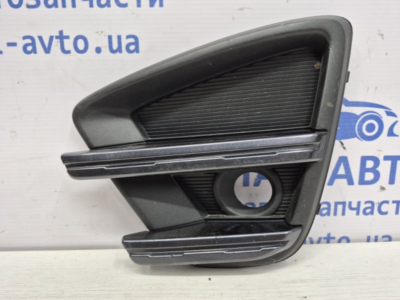 Запчасть решетка противотуманки левая Mazda CX 5 2011-2017 KE 2.2 diesel KA0H-50-C21A Б/У Решетка противотуманки левая Mazda CX 5 2011-2017 KE 2.2 diesel KA0H-50-C21A Б/У