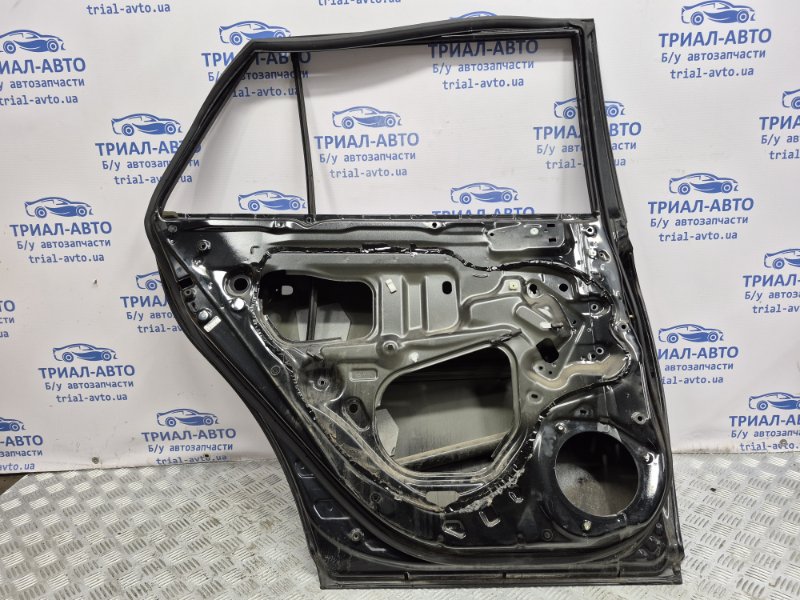 Дверь задняя левая Avensis 2003-2009 T25 1.8 бензин 1ZZFE
