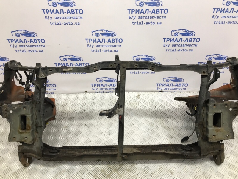 Панель передняя Avensis 2003-2009 T25 1.8 бензин 1ZZFE