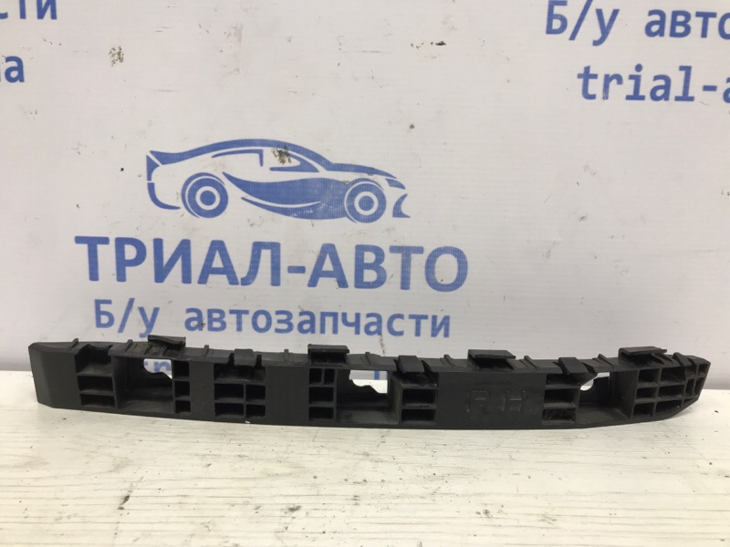 Кронштейн бампера задний правый Hyundai I30 GD 1.6 Diesel D4FB