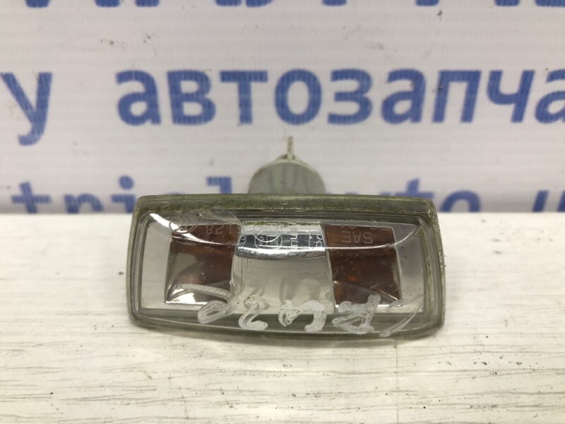 Повторитель поворотника Chevrolet Cruze 2009-2016 J300 1.6 бензин F16D4 13252455 Б/У