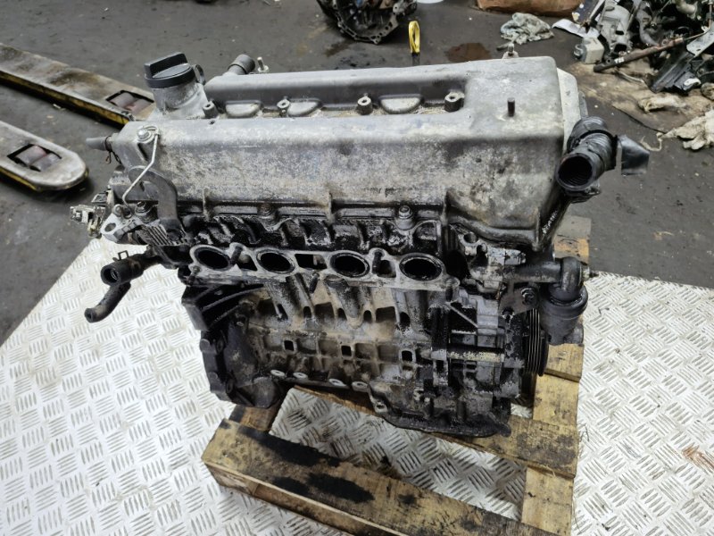 Двигатель Avensis 2003-2009 T25 1.8 бензин 1ZZFE