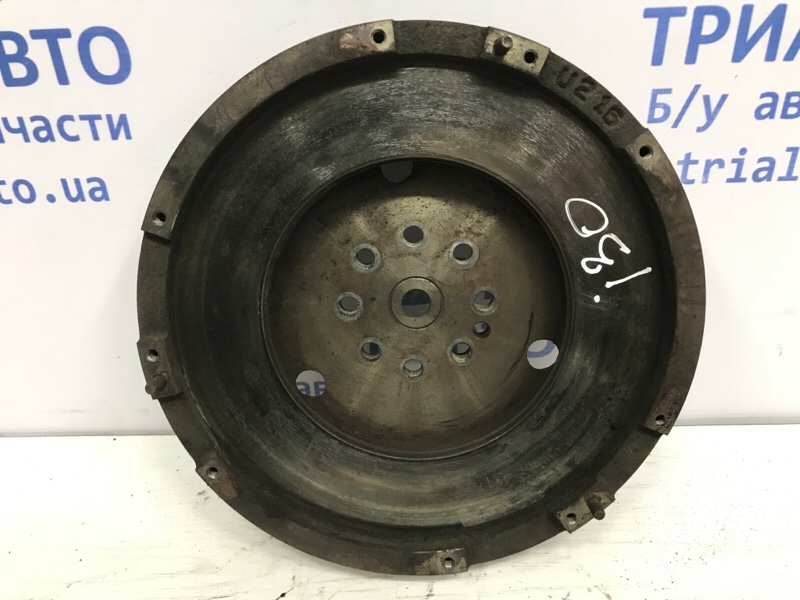 Маховик Hyundai I30 2011-2017 GD 1.6 diesel D4FB 23200-2A700 Б/У