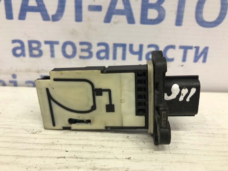 Датчик расхода воздуха Nissan Qashqai 2013-2022 J11 1.5 Diesel K9K 93450753 Б/У