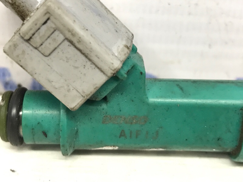 Форсунка топливная Suzuki Grand Vitara JT 2.4 бензин J24B Форсунка топливная Suzuki Grand Vitara JT 2.4 бензин J24B