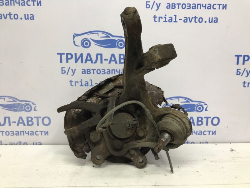 Цапфа задняя правая со ступицей Toyota Avensis 2003-2009 T25 1.8 бензин 1ZZFE 4230405100 Б/У