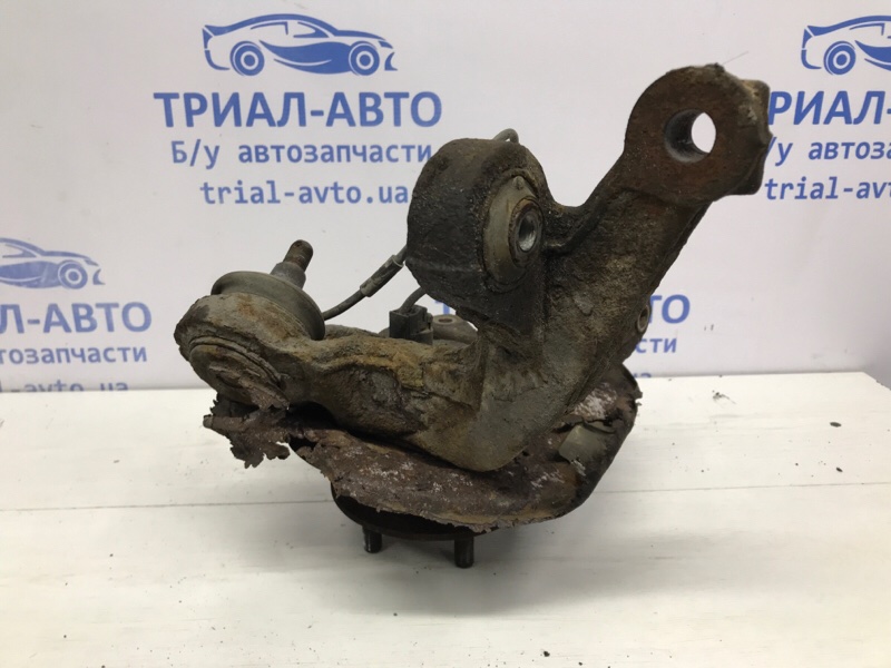 Цапфа задняя правая со ступицей Avensis 2003-2009 T25 1.8 бензин 1ZZFE
