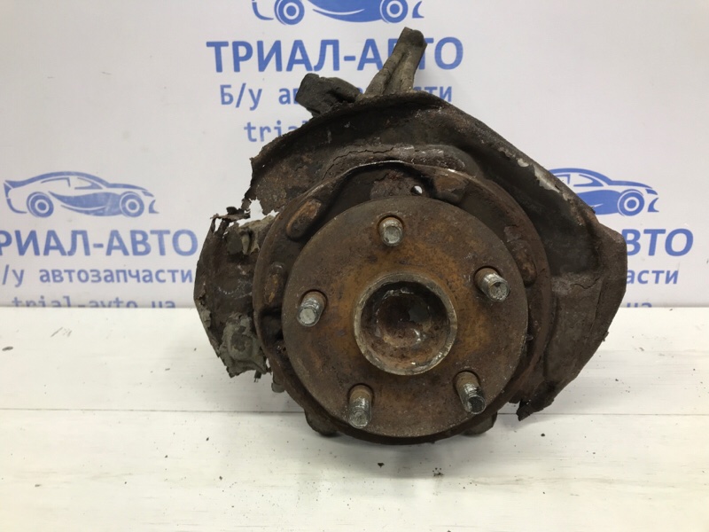 Цапфа задняя правая со ступицей Avensis 2003-2009 T25 1.8 бензин 1ZZFE