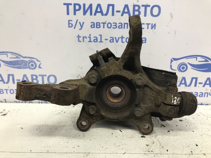 Кулак поворотный правый со ступицей Hyundai I30 2011-2017 GD 1.6 diesel D4FB 51716-A6000 Б/У
