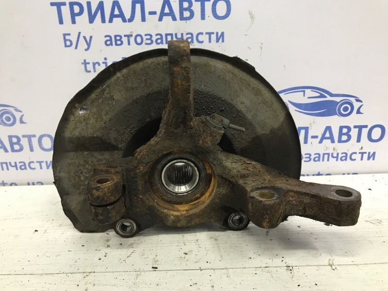 Кулак поворотный левый со ступицей Mitsubishi Outlander 2012-2021 GF 2.2 diesel 4N14 4156A067 Б/У