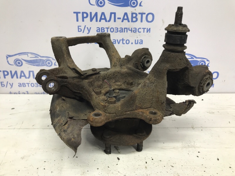 Цапфа задняя левая со ступицей Mazda 3 BM 2.2 diesel