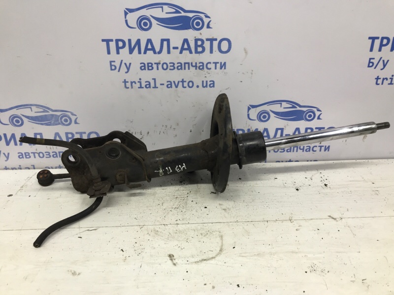 Амортизатор передний правый Mazda 3 2013-2019 BM 2.2 diesel B45G-34-700B Б/У