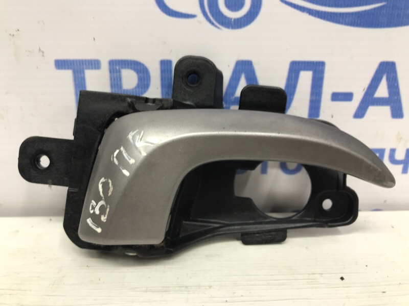 Ручка двери внутренняя правая Hyundai I30 2011-2017 GD 1.6 diesel D4FB 82623GD000 Б/У