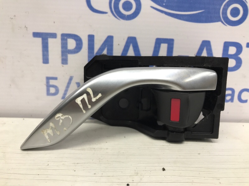 Ручка двери внутренняя левая Mazda 3 2013-2019 BM 2.2 diesel BHP2-59-330A Б/У