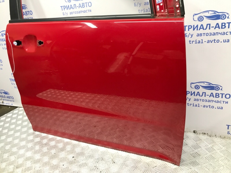 Дверь передняя правая Korando 2010-2019 C200 2.0 diesel D20DTF Дверь передняя правая Korando 2010-2019 C200 2.0 diesel D20DTF