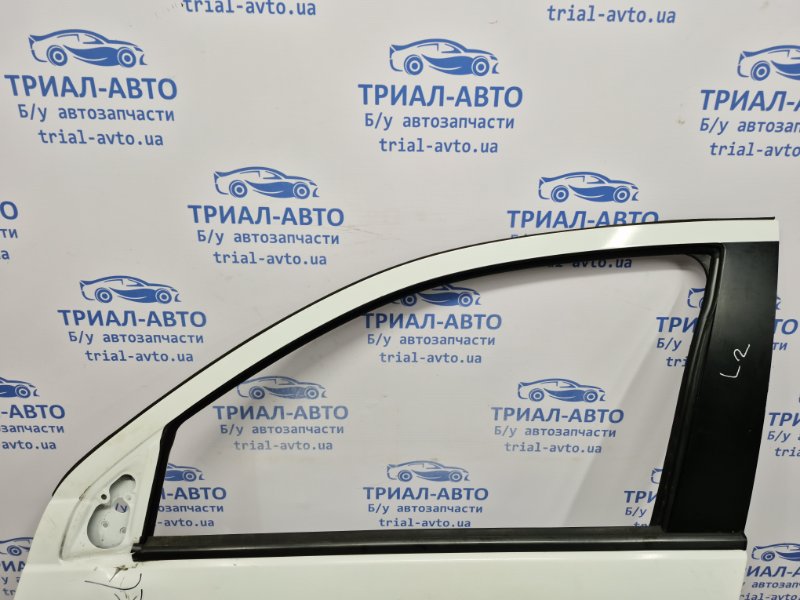 Дверь передняя левая Outlander 2007-2012 XL 2.2 diesel 4N14