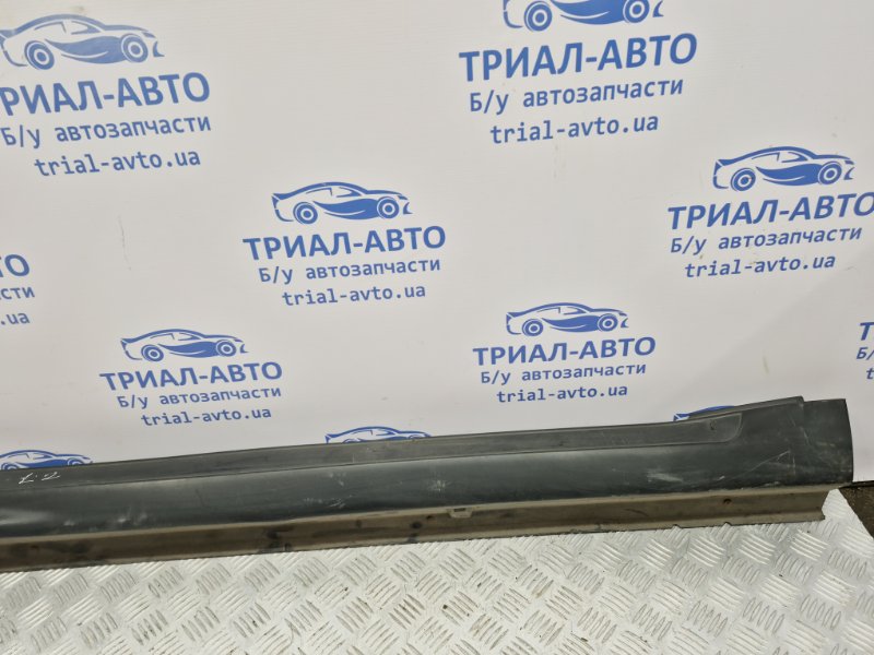 Накладка порога внешняя левая Mitsubishi Outlander XL 2.2 diesel 4N14