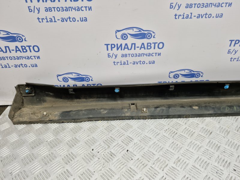 Накладка порога внешняя левая Outlander 2007-2012 XL 2.2 diesel 4N14