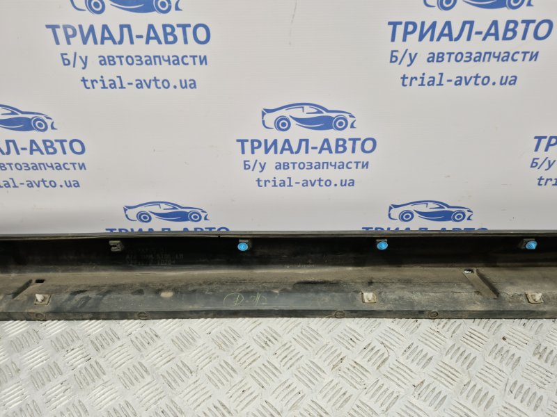 Накладка порога внешняя левая Outlander 2007-2012 XL 2.2 diesel 4N14