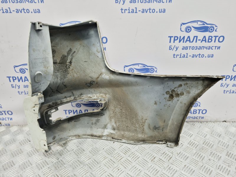 Бампер задний левый клык Outlander 2009-2012 XL 2.2 diesel