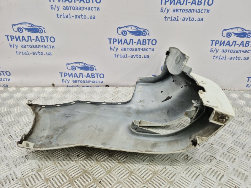 Бампер задний правый клык Outlander 2007-2012 XL 2.2 diesel 4N14