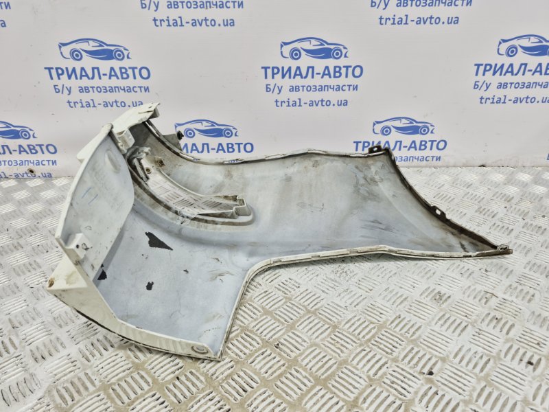 Бампер задний правый клык Outlander 2007-2012 XL 2.2 diesel 4N14