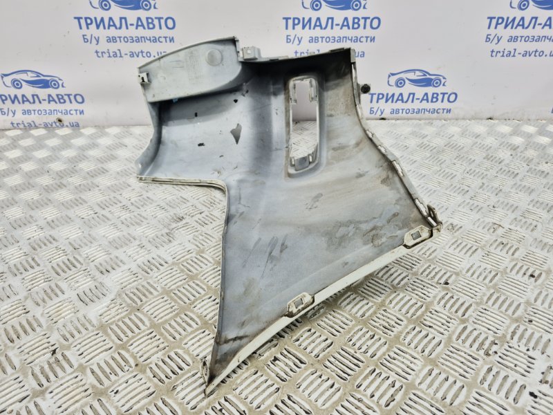 Бампер задний правый клык Outlander 2007-2012 XL 2.2 diesel 4N14