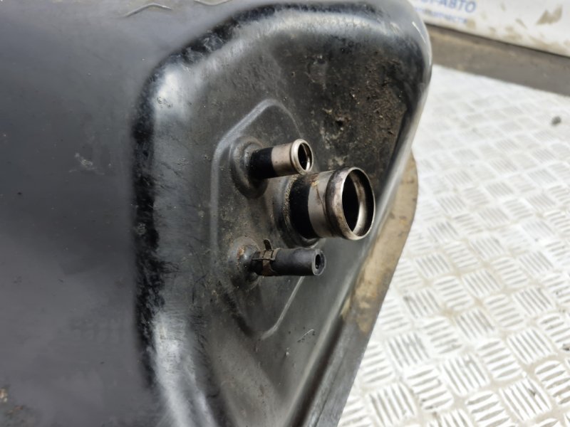 Бак топливный металлический L200 2006-2015 KB 2.5 дизель 4D56U Бак топливный металлический L200 2006-2015 KB 2.5 дизель 4D56U