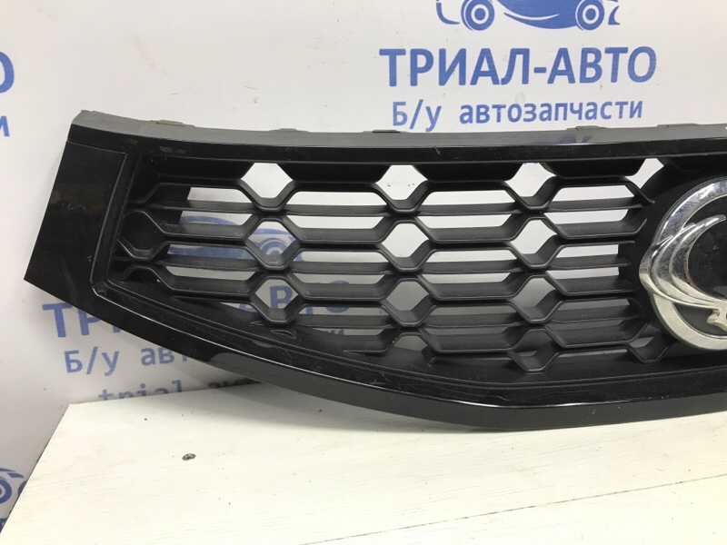 Решетка радиатора Korando 2010-2019 C200 2.0 diesel D20DTF Решетка радиатора Korando 2010-2019 C200 2.0 diesel D20DTF