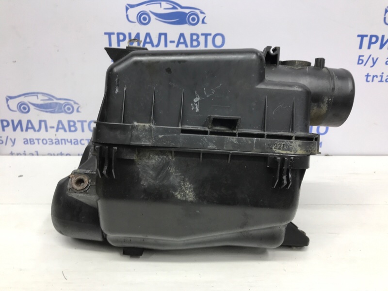 Корпус воздушного фильтра Mitsubishi L200 2006-2015 KB 2.5 дизель 4D56U MN135016X Б/У