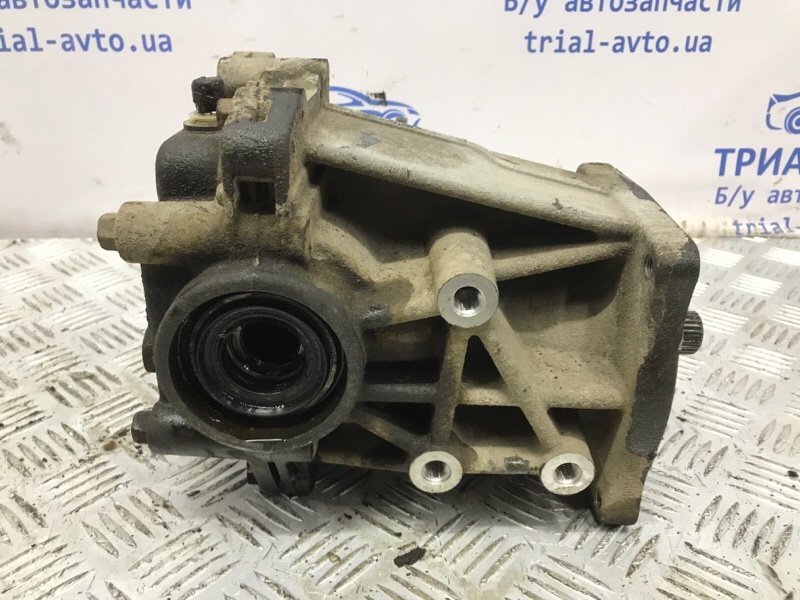 Редуктор задний Outlander 2007-2012 XL 2.2 diesel 4N14