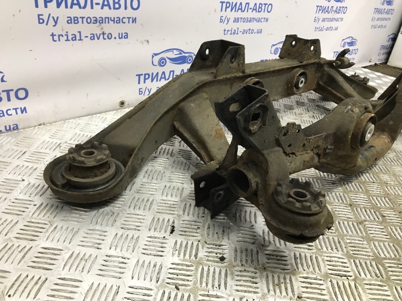 Балка задней подвески SsangYong Korando C200 2.0 diesel D20DTF Балка задней подвески SsangYong Korando C200 2.0 diesel D20DTF