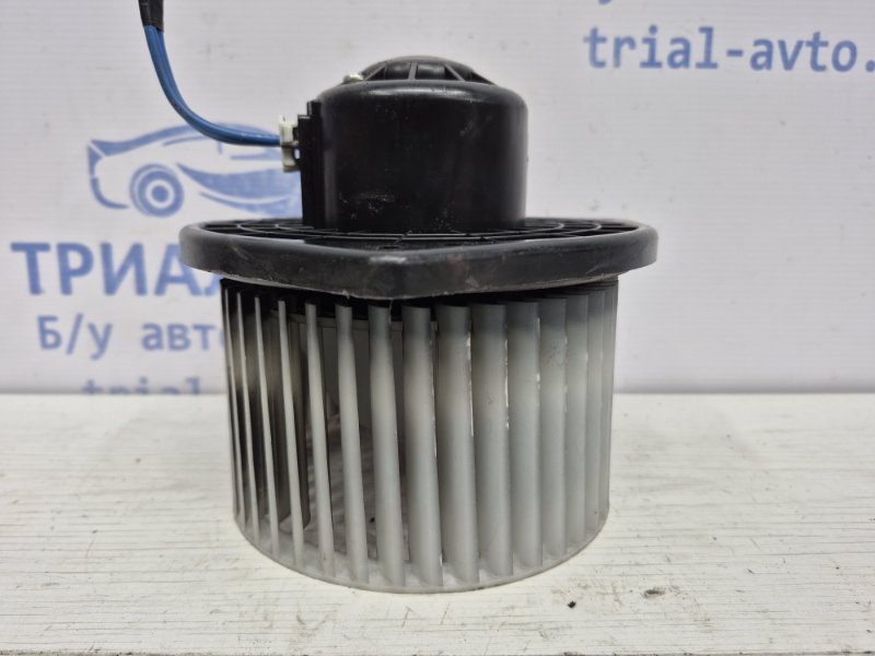 Запчасть моторчик печки Mitsubishi Outlander 2007-2012 XL 2.2 diesel 4N14 7802A216 Б/У Моторчик печки Mitsubishi Outlander 2007-2012 XL 2.2 diesel 4N14 7802A216 Б/У