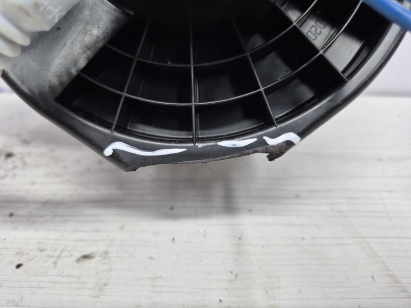 Моторчик печки Outlander 2007-2012 XL 2.2 diesel 4N14 Моторчик печки Outlander 2007-2012 XL 2.2 diesel 4N14