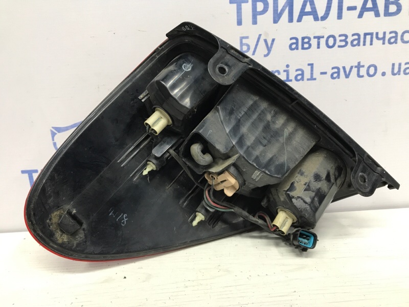 Фонарь задний внешний правый L200 2006-2015 KB 2.5 дизель 4D56U Фонарь задний внешний правый L200 2006-2015 KB 2.5 дизель 4D56U