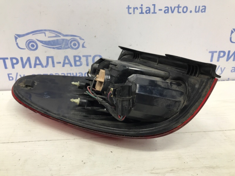 Фонарь задний внешний правый L200 2006-2015 KB 2.5 дизель 4D56U Фонарь задний внешний правый L200 2006-2015 KB 2.5 дизель 4D56U