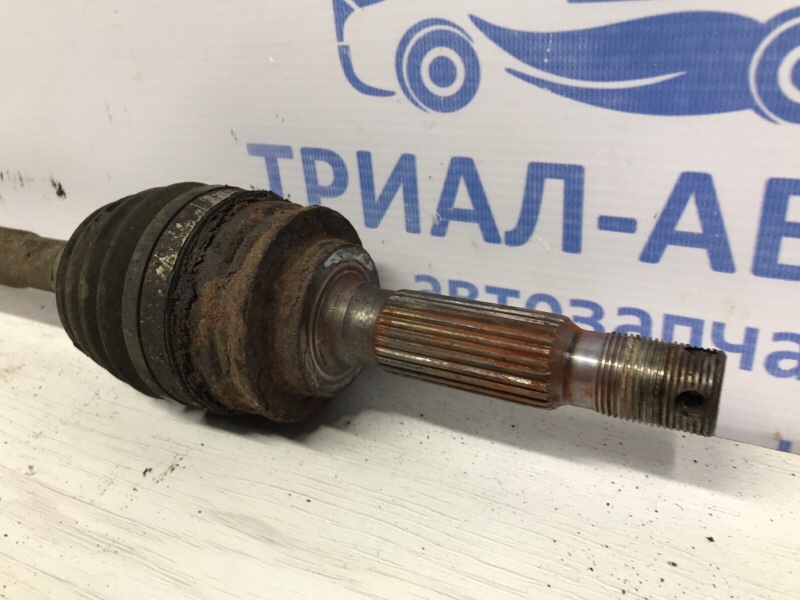 Привод задний левый Outlander 2007-2012 XL 2.2 diesel 4N14