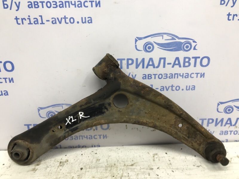 Запчасть рычаг правый Mitsubishi Outlander 2007-2012 XL 2.2 diesel 4N14 4013A282 Б/У Рычаг правый Mitsubishi Outlander 2007-2012 XL 2.2 diesel 4N14 4013A282 Б/У
