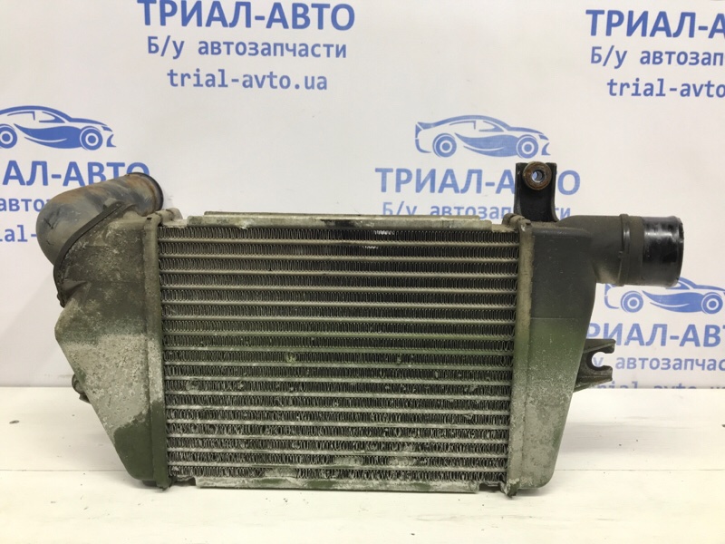 Радиатор интеркуллера L200 2006-2015 KB 2.5 дизель 4D56U Радиатор интеркуллера L200 2006-2015 KB 2.5 дизель 4D56U