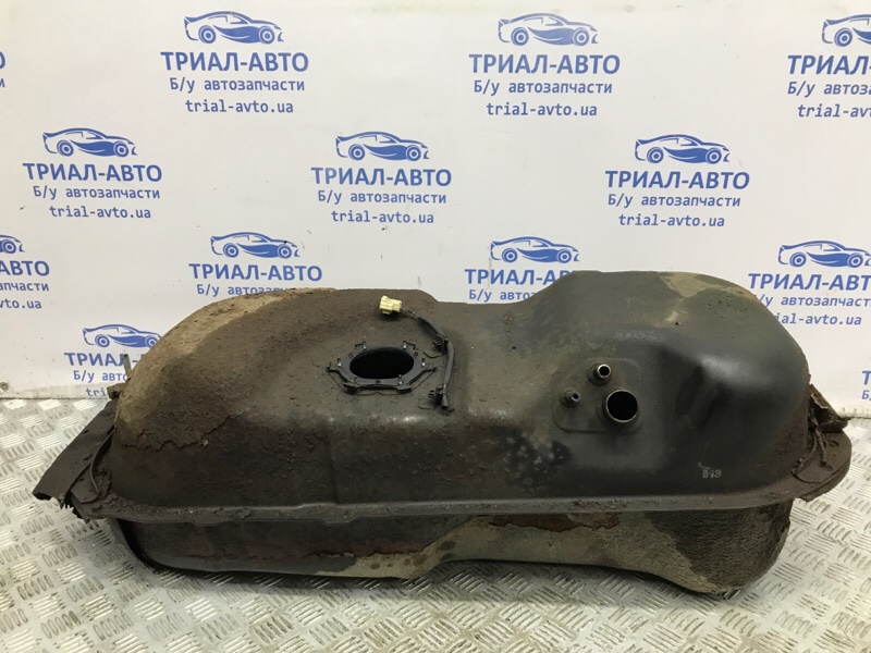 Бак топливный металлический Mitsubishi L200 2006-2015 KB 2.5 дизель 4D56U MN120096 Б/У